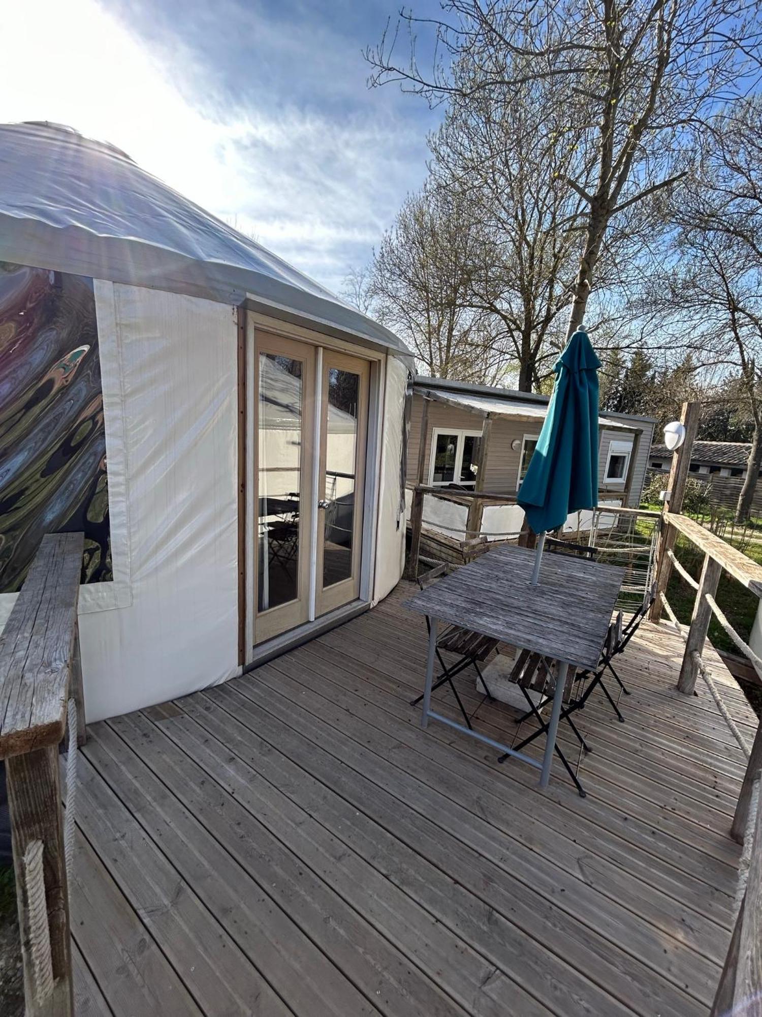 Camping le Pré Saint André Souvignargues Eksteriør billede